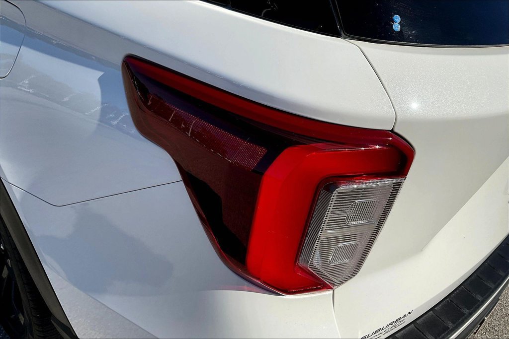 Used 2020 Ford Explorer ST w/ ST Street Pack AWD/4WD image 27
