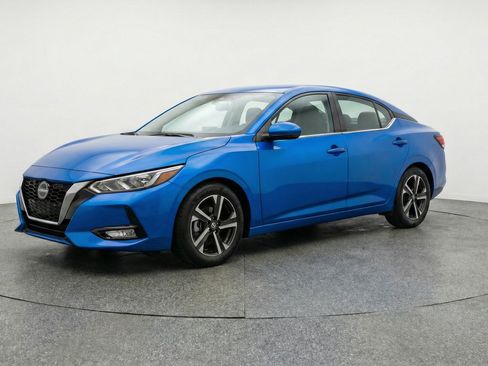 Used 2025 Nissan Sentra SV FWD image 3