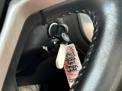 Used 2022 GMC Canyon Elevation AWD/4WD image 12