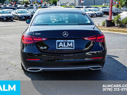 Used 2025 Mercedes-Benz C 300 Sedan image 10