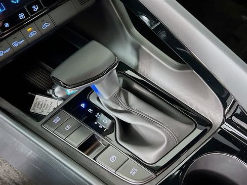 New 2025 Hyundai Elantra SEL w/ Cargo Package image 15