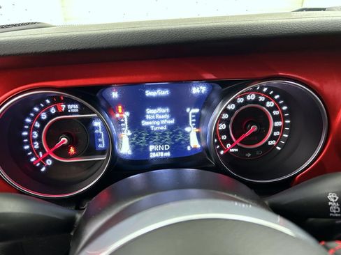 Used 2020 Jeep Wrangler Unlimited Rubicon AWD/4WD image 14
