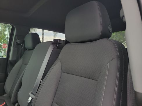 Used 2022 Chevrolet Silverado 1500 Custom RWD image 21