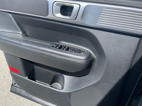 Used 2025 Hyundai Santa Fe SEL image 18