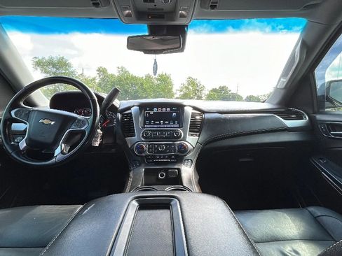 Used 2018 Chevrolet Tahoe LT AWD/4WD image 35