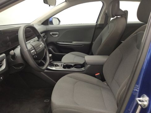 Used 2025 Kia K4 FWD image 17
