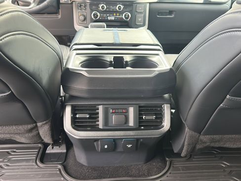 Used 2024 Ford F150 Platinum w/ FX4 Off-Road Package image 17