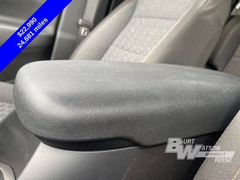 Used 2024 Chevrolet Equinox LT FWD image 29