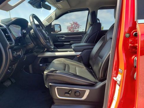 Used 2022 RAM 1500 Laramie AWD/4WD image 10