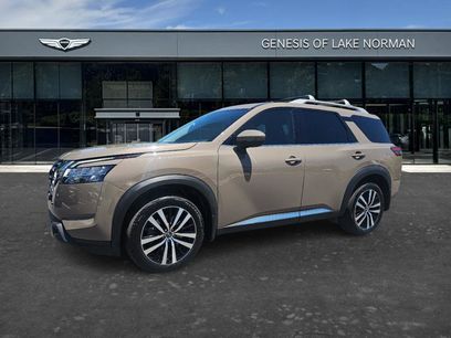Used 2024 Nissan Pathfinder Platinum