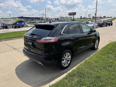 Used 2023 Ford Edge Titanium AWD/4WD image 5