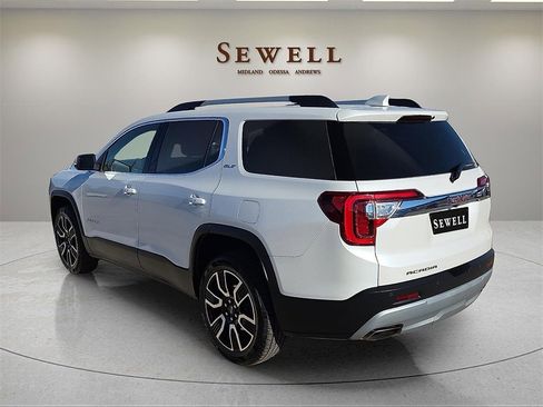 Used 2022 GMC Acadia SLT w/ Technology Package image 3