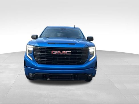 Used 2023 GMC Sierra 1500 Elevation RWD image 8