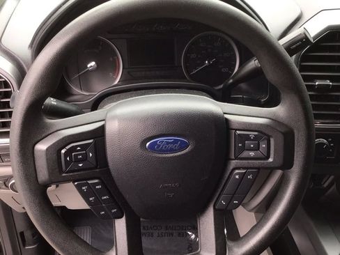 Used 2019 Ford F250 XLT w/ XLT Premium Package AWD/4WD image 8