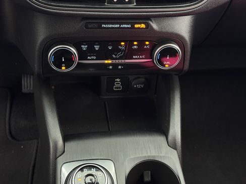 Used 2025 Ford Escape Active image 20