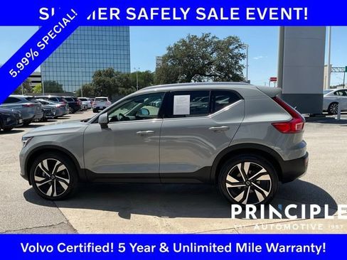 Certified 2025 Volvo XC40 B5 Plus w/ Protection Package Premier AWD/4WD image 5