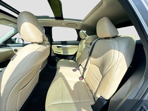 Used 2019 INFINITI QX50 Luxe w/ Cargo Package FWD image 25