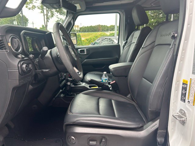 Used 2024 Jeep Wrangler Unlimited Sahara w/ Technology Group AWD/4WD image 11