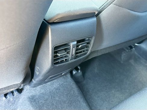 Used 2024 Toyota Corolla Cross LE w/ Moonroof Package FWD image 28