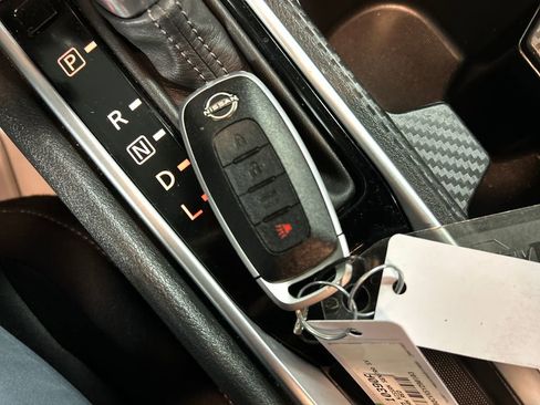 Used 2025 Nissan Sentra SV FWD image 20