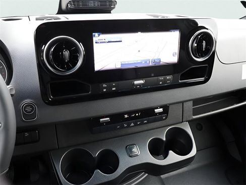 New 2026 Mercedes-Benz Sprinter 2500 image 30