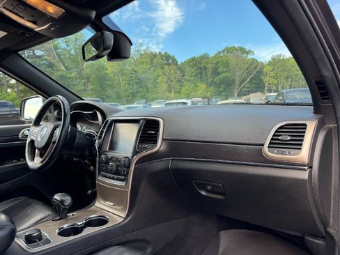 Used 2014 Jeep Grand Cherokee Limited AWD/4WD image 20