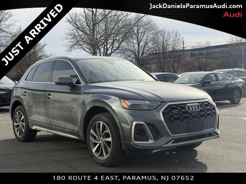 Used 2023 Audi Q5 2.0T Premium Plus w/ Premium Plus Package image 3