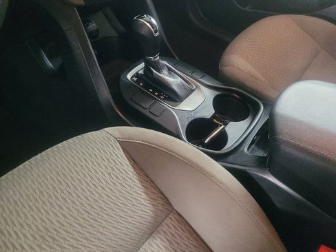 Used 2018 Hyundai Santa Fe SE FWD image 26