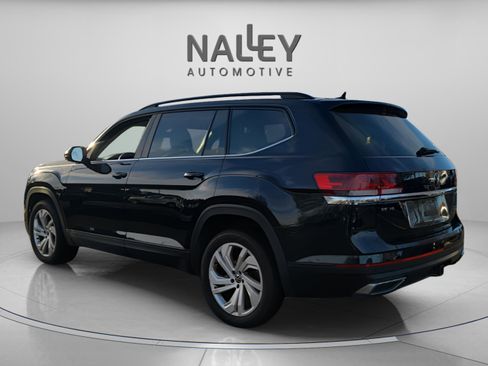 Used 2023 Volkswagen Atlas SE image 3