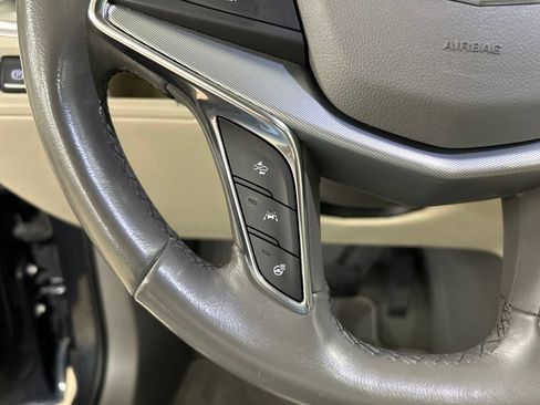 Used 2021 Cadillac XT5 Premium Luxury FWD image 18