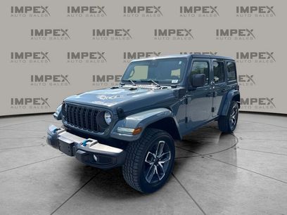 Used 2024 Jeep Wrangler Unlimited w/ Convenience Group