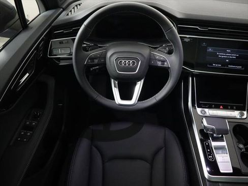 Used 2026 Audi Q7 3.0T Premium Plus w/ Premium Plus Package AWD/4WD image 12