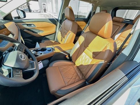 New 2026 Nissan Rogue Platinum AWD/4WD image 18