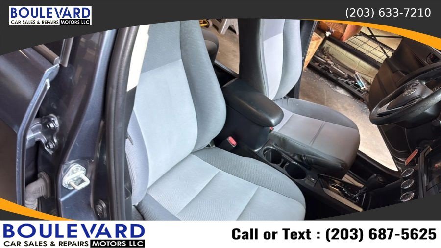 Used 2016 Toyota Corolla L FWD image 37