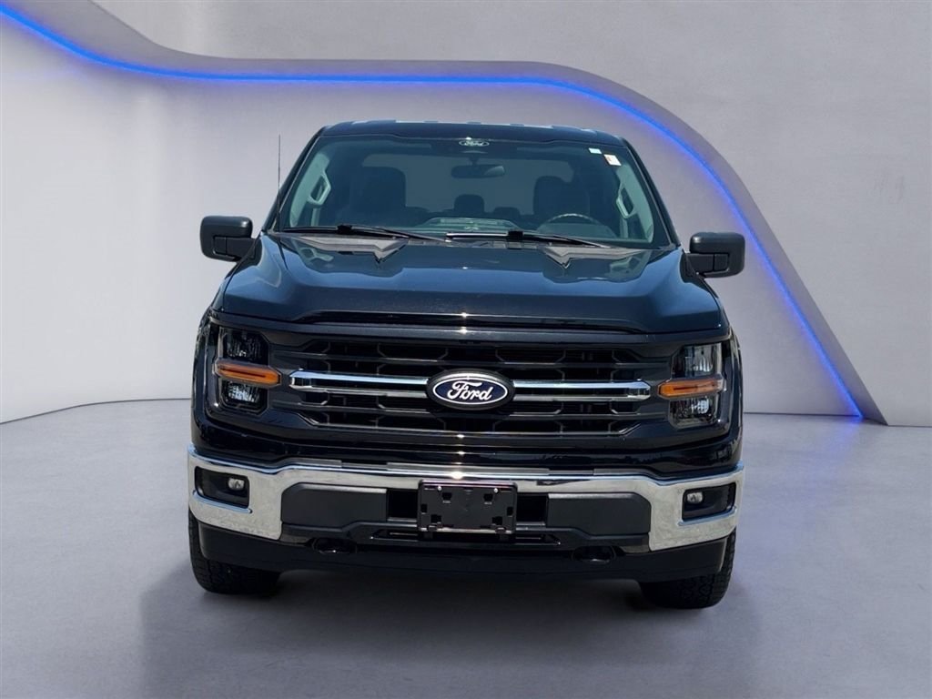 Used 2025 Ford F150 XLT w/ Equipment Group 301A Standard AWD/4WD image 8