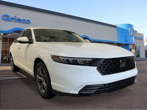 New 2026 Honda Accord EX-L image 9
