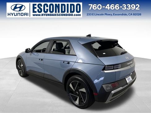 New 2026 Hyundai Ioniq 5 SEL image 3