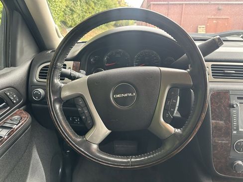 Used 2012 GMC Sierra 2500 Denali w/ Suspension Package, Off-Road image 21