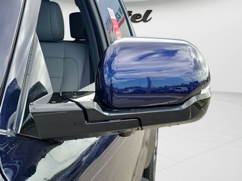 New 2026 Toyota Tundra Limited AWD/4WD image 12
