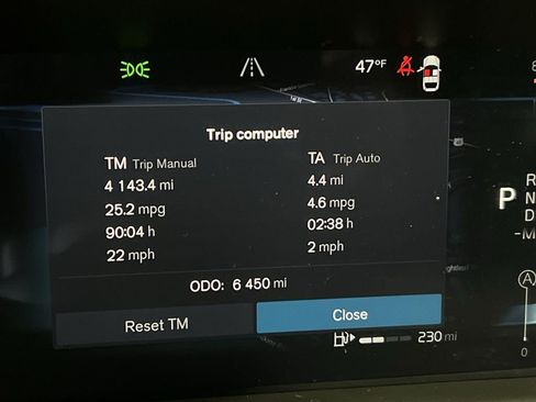 Certified 2025 Volvo XC60 B5 Core w/ Climate Package image 13