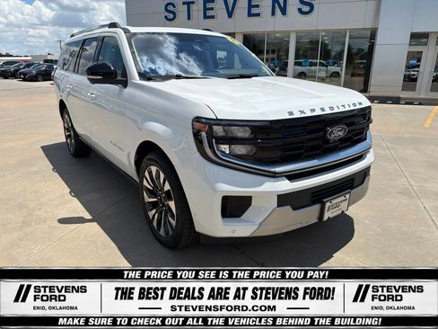 Used 2025 Ford Expedition Max Platinum w/ Driver's Package AWD/4WD image 5