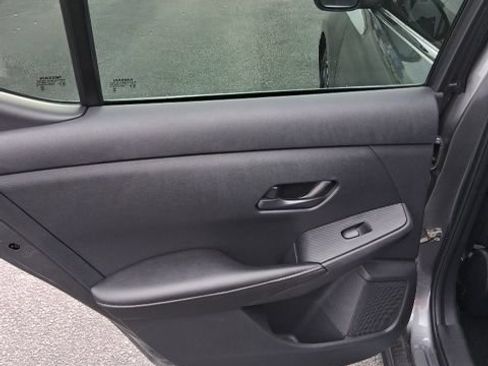 Used 2025 Nissan Sentra SV FWD image 22
