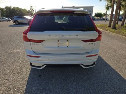 Used 2025 Volvo XC60 B5 Plus w/ Protection Package Premier AWD/4WD image 4