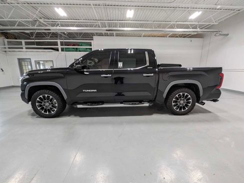 Used 2023 Toyota Tundra Limited image 10