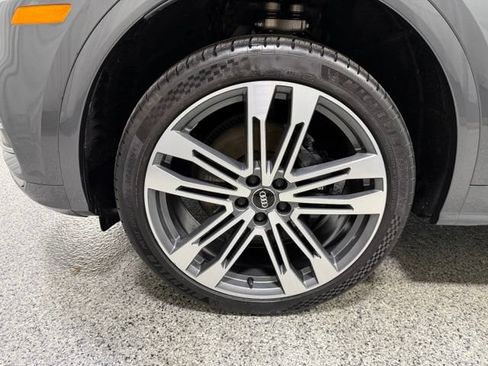 Used 2018 Audi SQ5 Premium Plus w/ Navigation Package AWD/4WD image 31