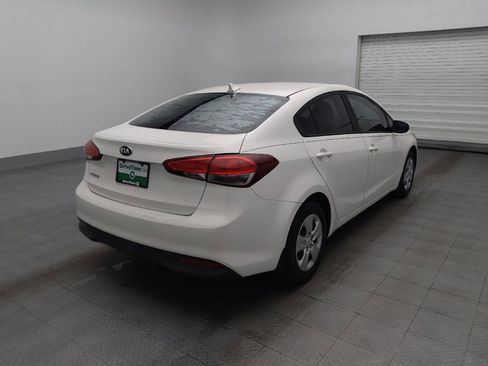 Used 2017 Kia Forte LX FWD image 9