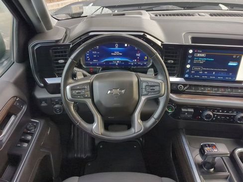 Used 2022 Chevrolet Silverado 1500 RST w/ Convenience Package II image 16