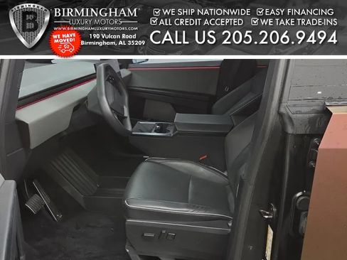 Used 2024 Tesla Cybertruck AWD Crew Cab image 2