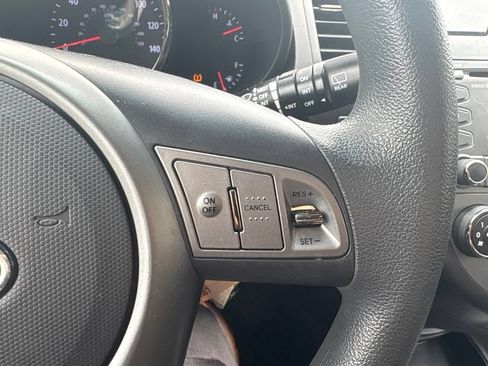 Used 2010 Kia Soul + w/ Audio Pkg FWD image 14