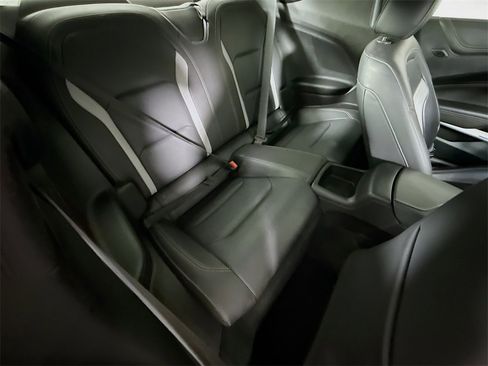 Used 2020 Chevrolet Camaro SS image 27